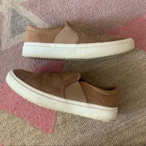 Dr. School’s Slip-On Sneaker